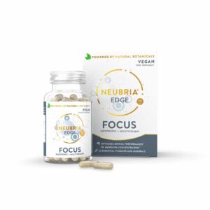 Een doos Neubria - Performance Edge Capsules (60 stuks) met daarnaast een THT-datum van 31-08-2023.