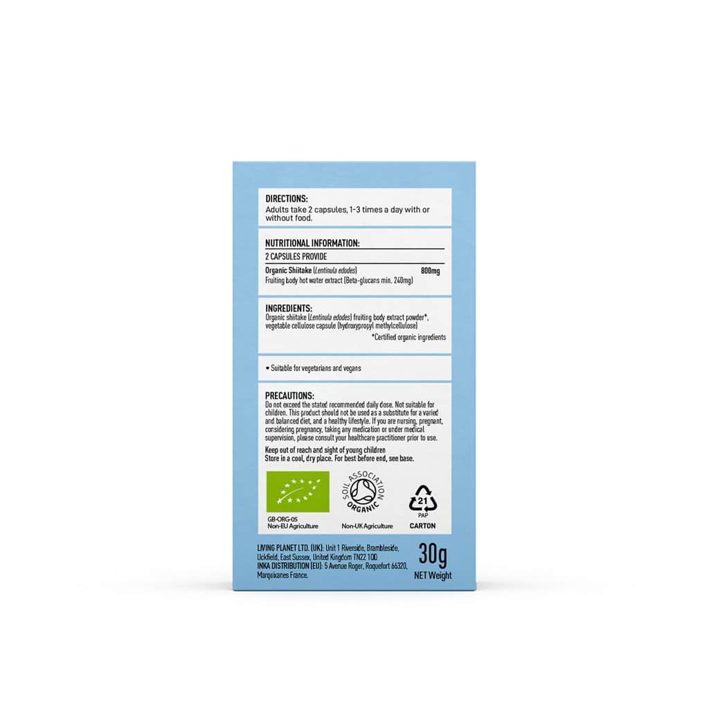 Achterkant van de doos Mushrooms4Life Biologische paddenstoel Shiitake Capsules (60 stuks) met instructies, voedingsinformatie, ingrediënten, voorzorgsmaatregelen, certificeringen en recyclinginformatie op een witte achtergrond. miniatuur