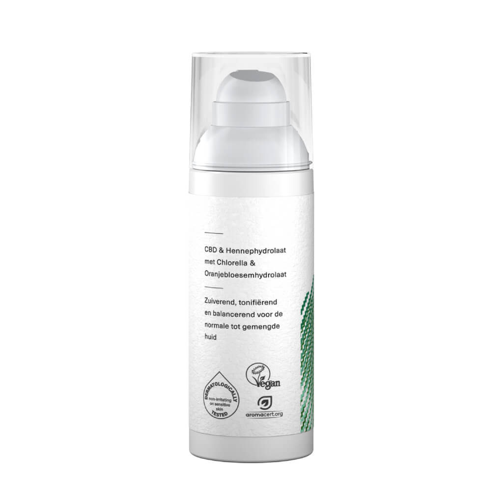 een Balancerende gezichtscrème met CBD van Hemptouch (50ml) op een witte achtergrond. miniatuur